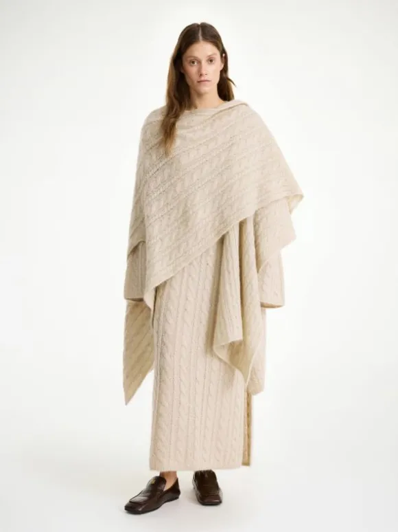 By Malene Birger Kassillas poncho i uldblanding