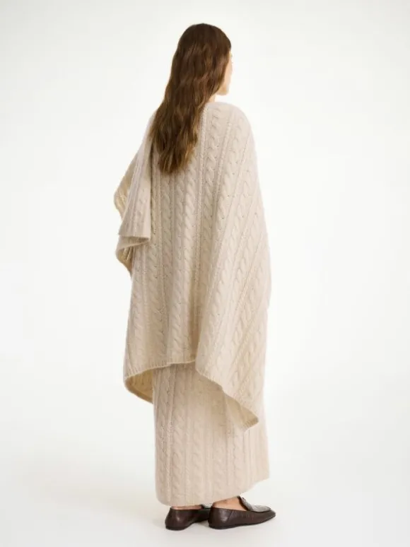 By Malene Birger Kassillas poncho i uldblanding