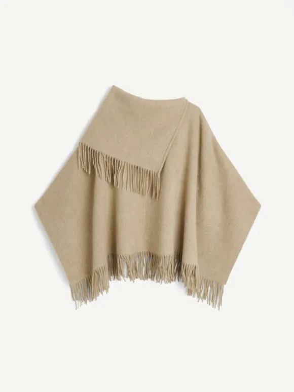 By Malene Birger Turtma poncho i uld